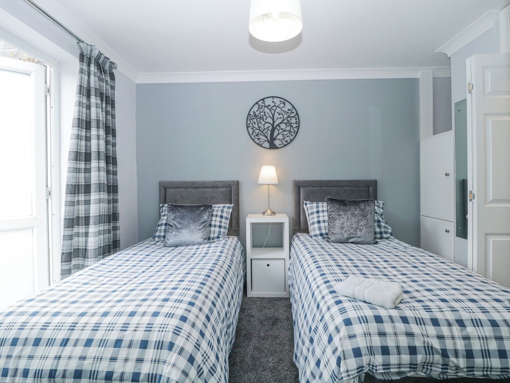 Flat 1A, Big Tree Holiday Flats