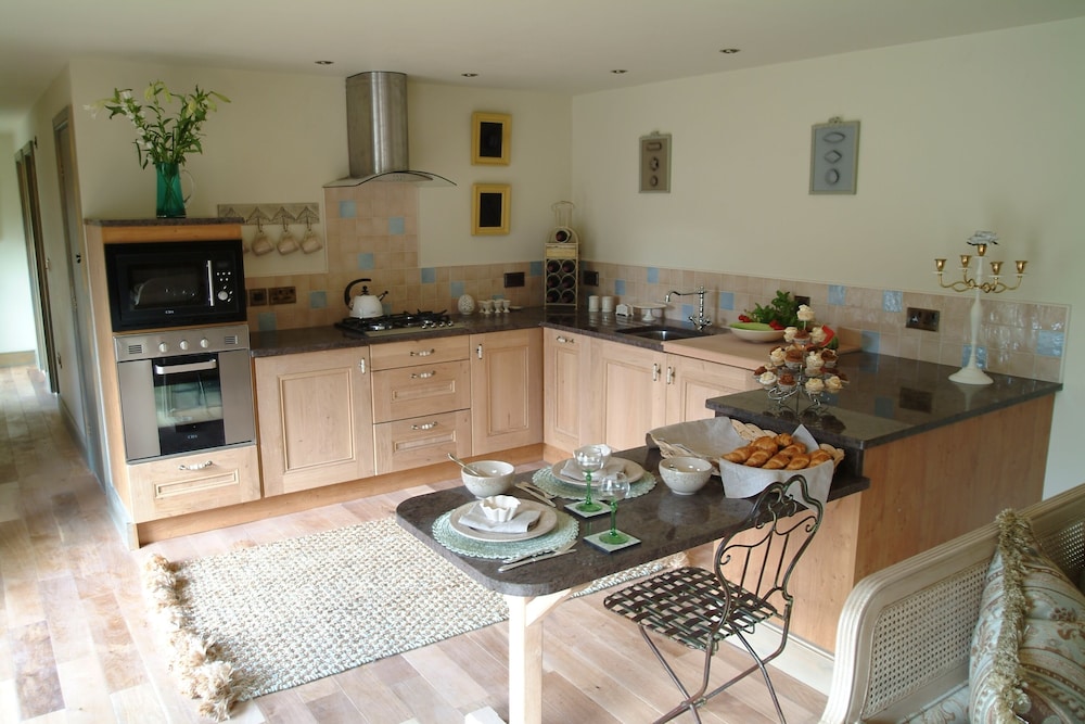 Falstone Barns view 5