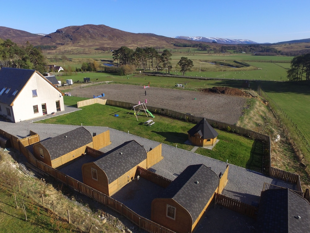 Tigh an Each B&B & Laggan Glamping