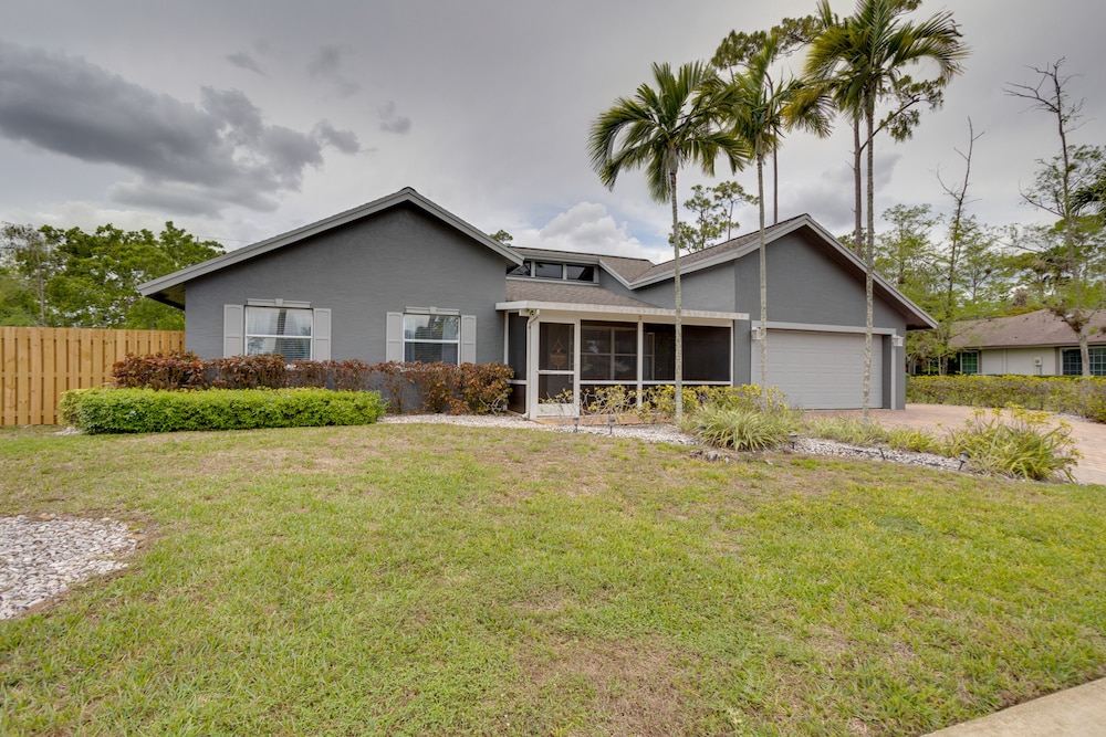 Spacious Wellington Vacation Rental - Private Pool