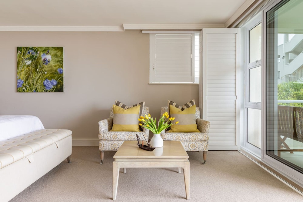 Bantry Place - Luxury Apartment