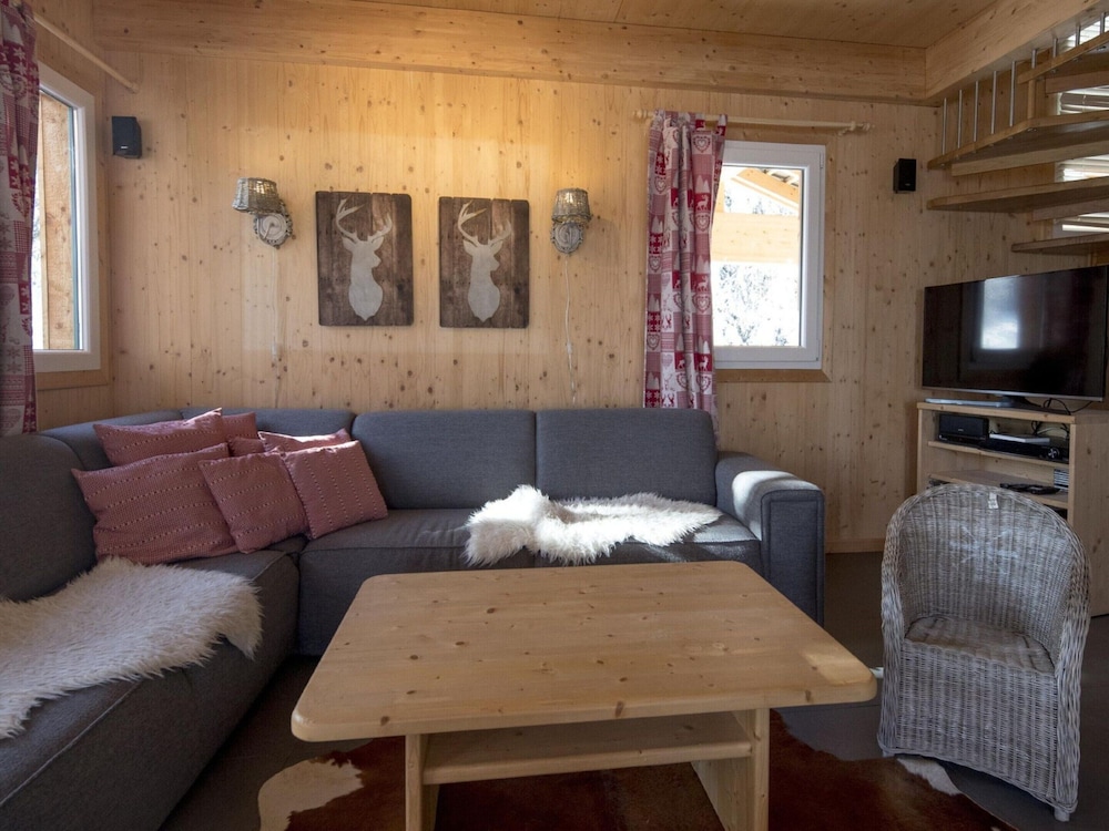 Chalet in Alps Near Ski Slopes and Sauna