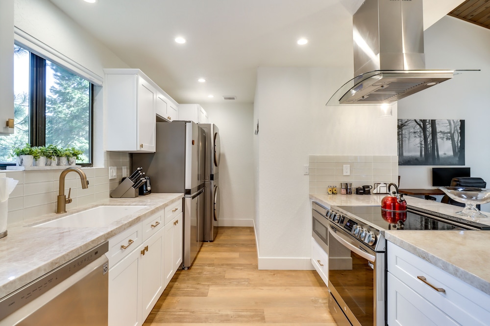 Lake Tahoe Vacations - Stylish Incline Village Vacation Rental w/ A/c! - Property Image 21