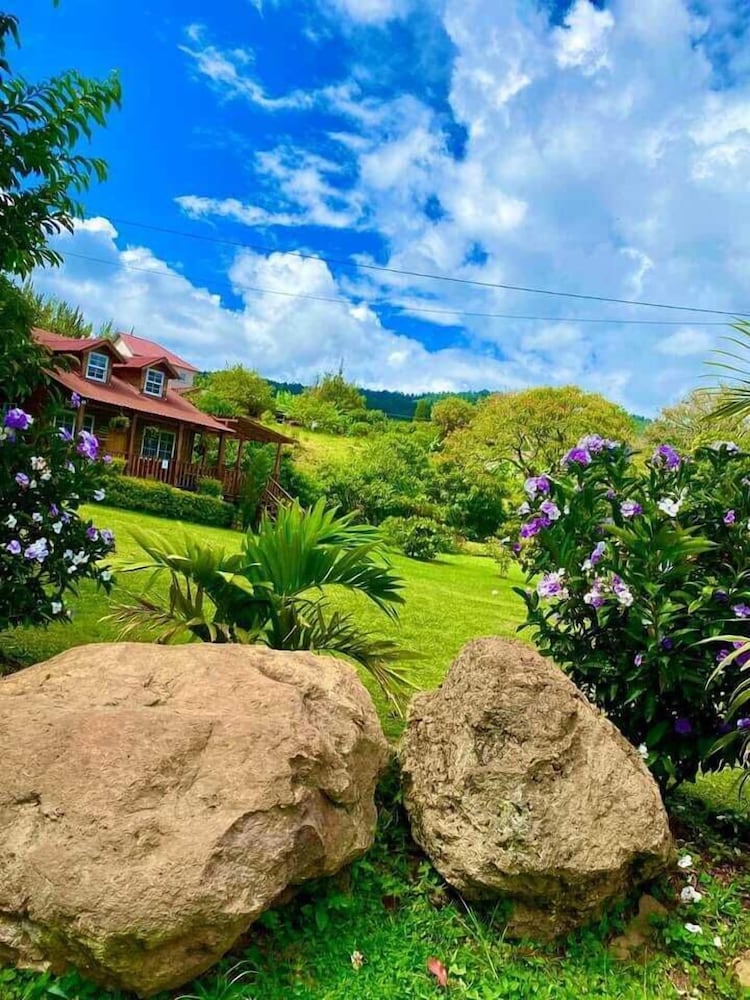 Laguna Lodge El Zarzal
