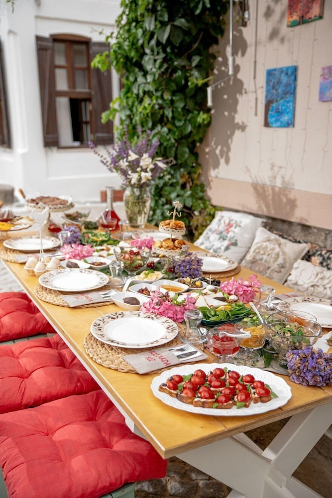 Bozcaada Biz Otel