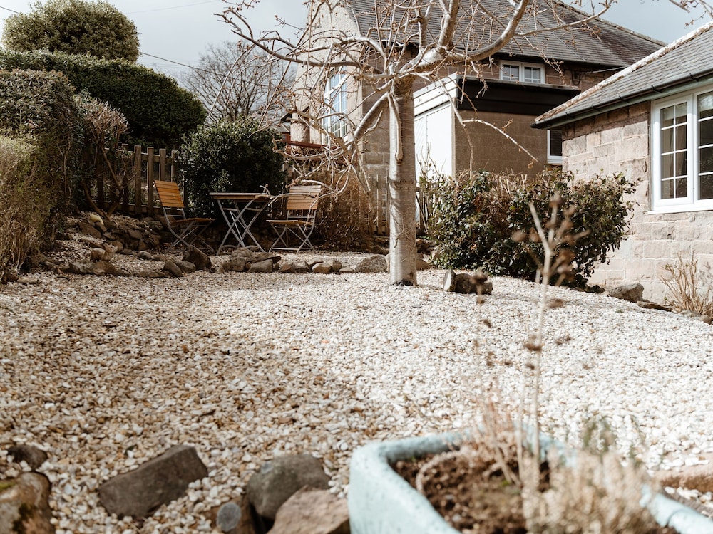 Compass Cottage