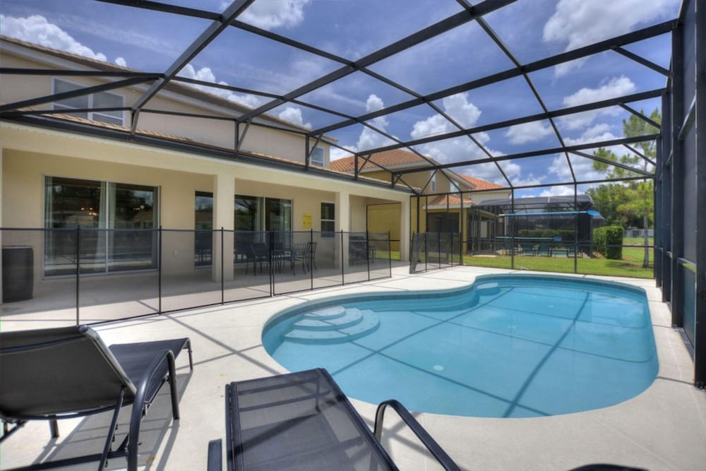 Coral Eagle at Solterra Resort by Shine Villas 415 - Image 3