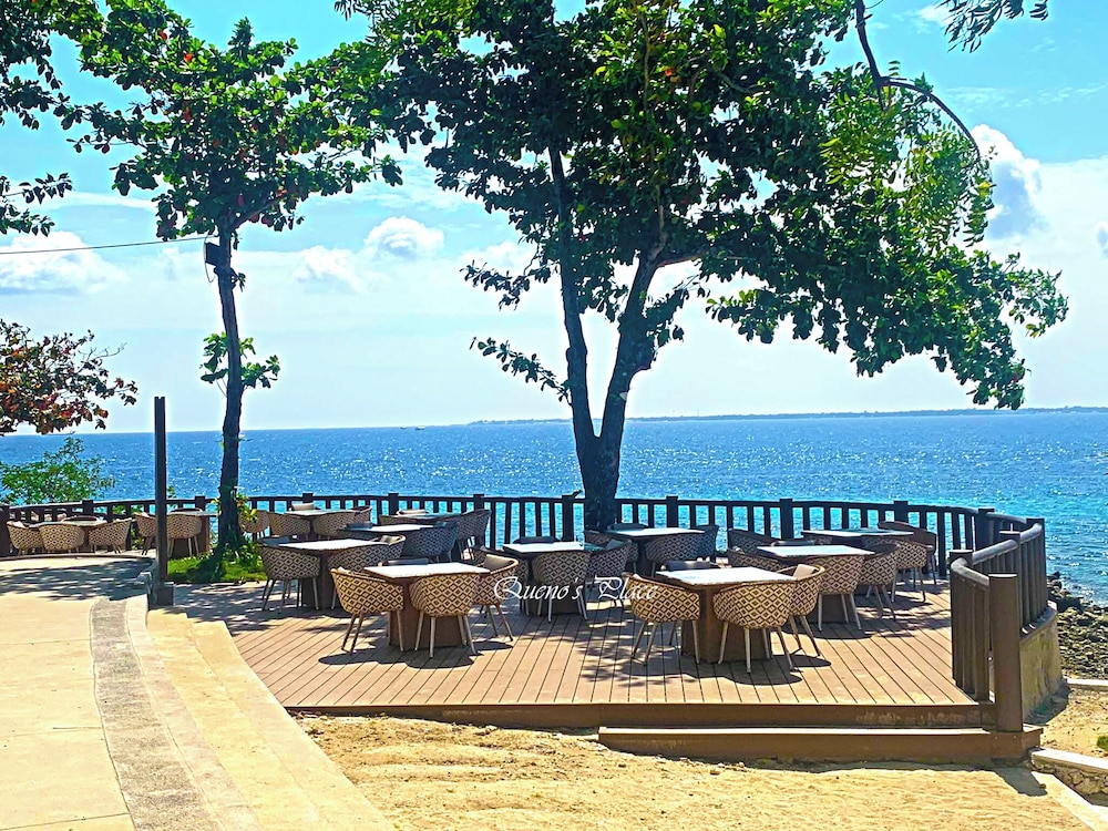 One Pacific Residence 1BR Ocean View