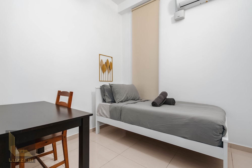 Legasi Kampung Bharu Guesthouse