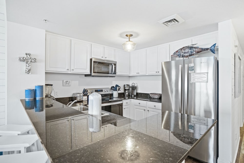 Calypso Beach Resort by Panhandle Getaways