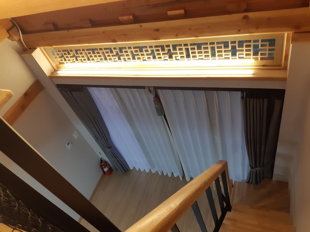 Navillera Hanok Pension view 3