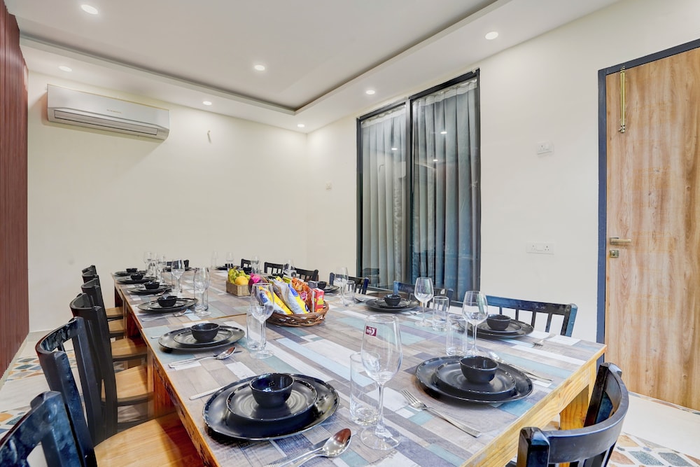 Alaya Stays Fortezza | Pet-friendly 6-BHK Farmhouse With Private Pool