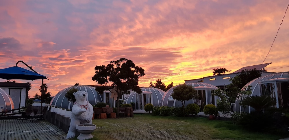 Jeju Igloo Pension view 3