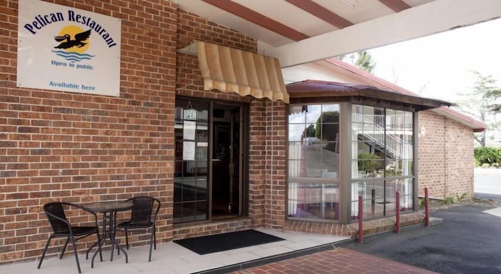 Riverview Motor Inn