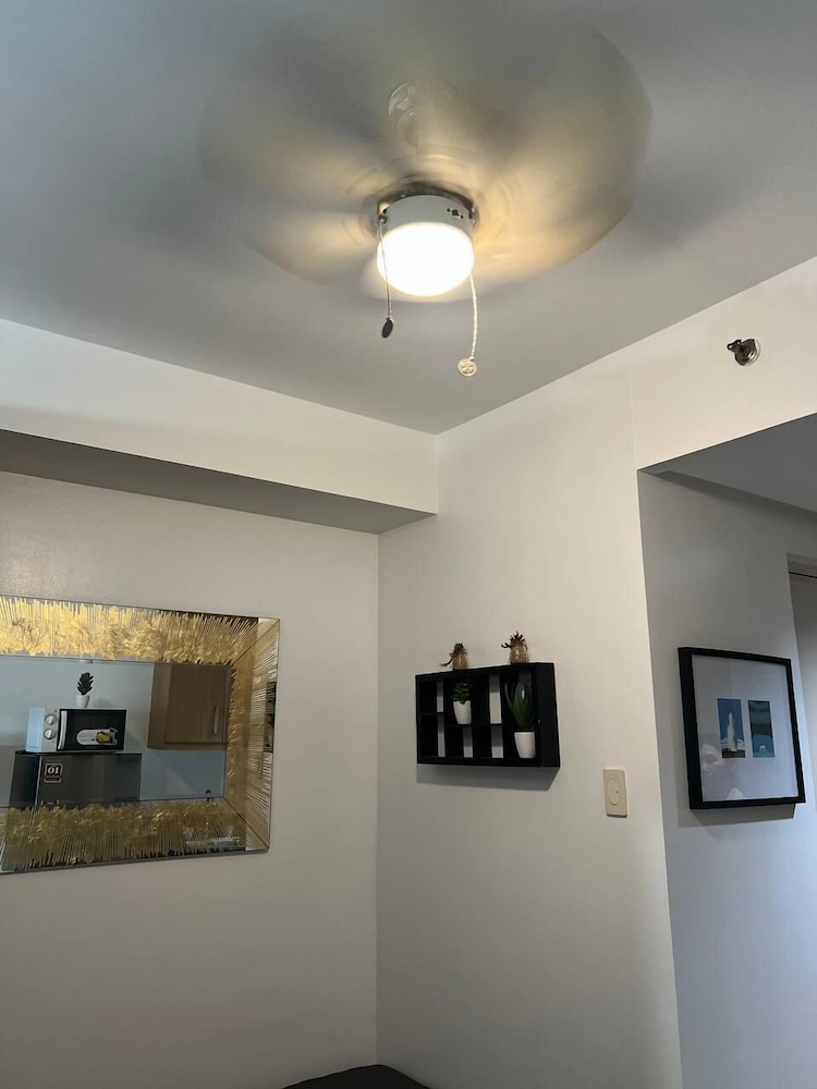 1 BR Shell Residences Facing amenities