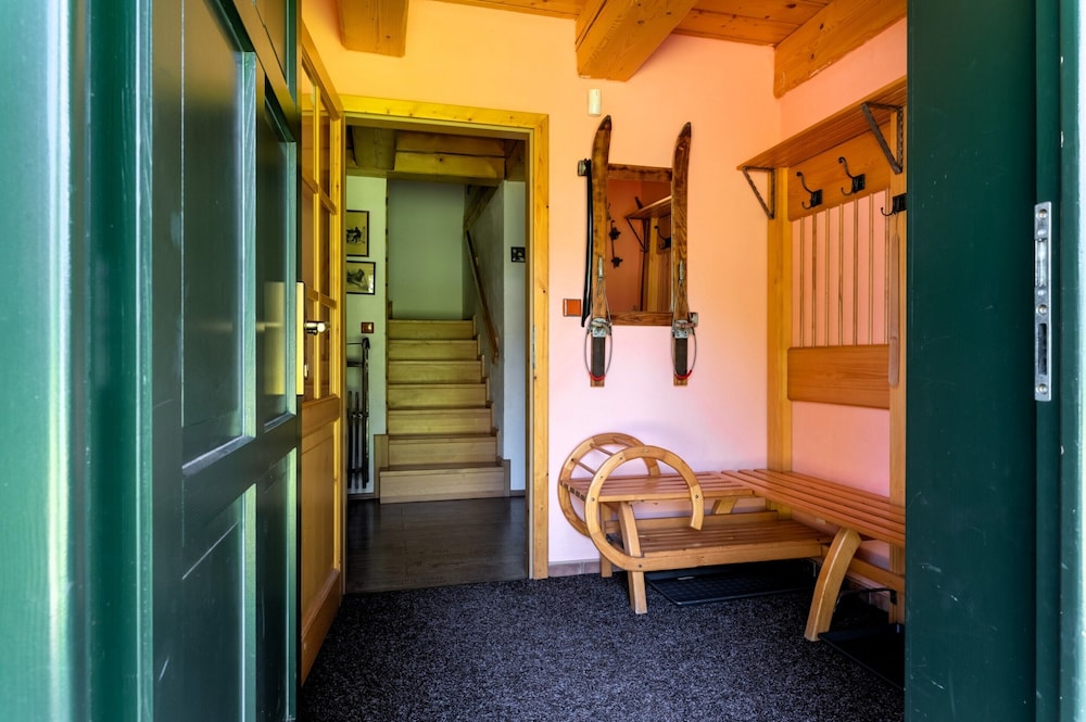 Villa in Rudnik With Pool & Sauna Retreat