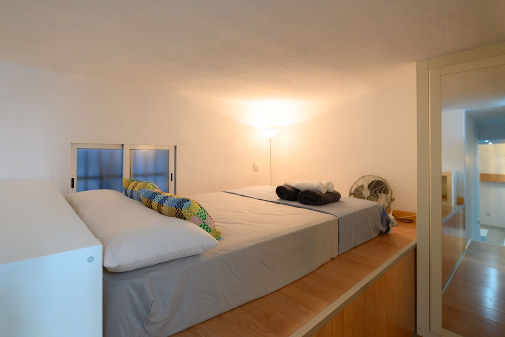 M Mpe51 Encantador Apartamento con Patio Privado