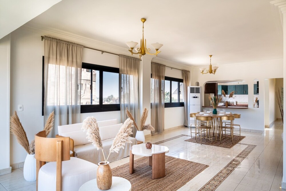 The Great Pyramid Duo 2bdr Stunning Stay!