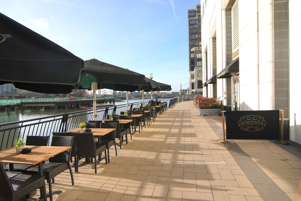outdoor bbq area