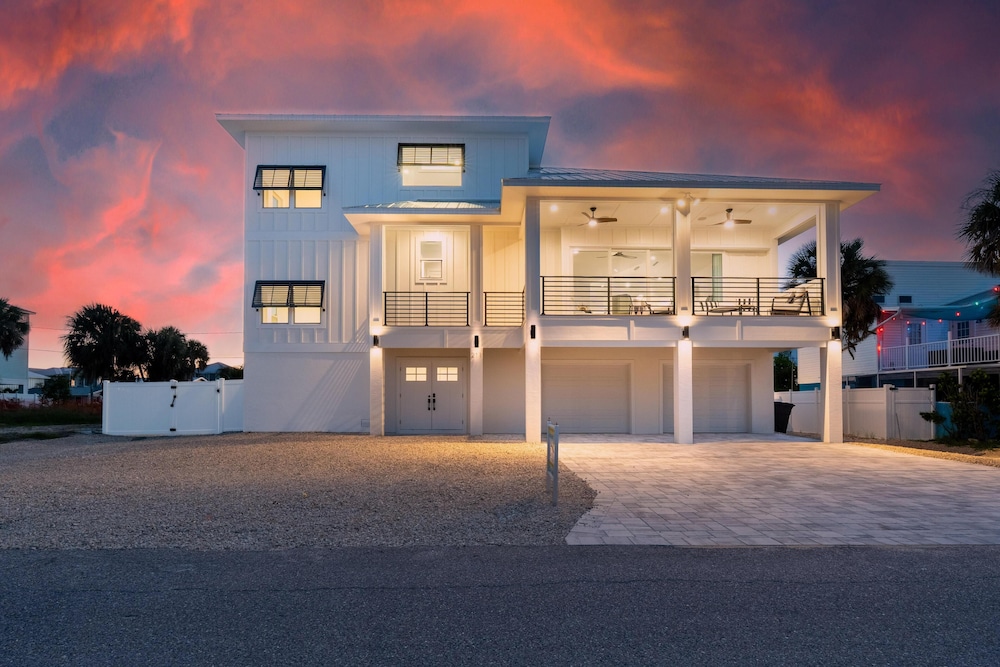 Sun Kissed Villa