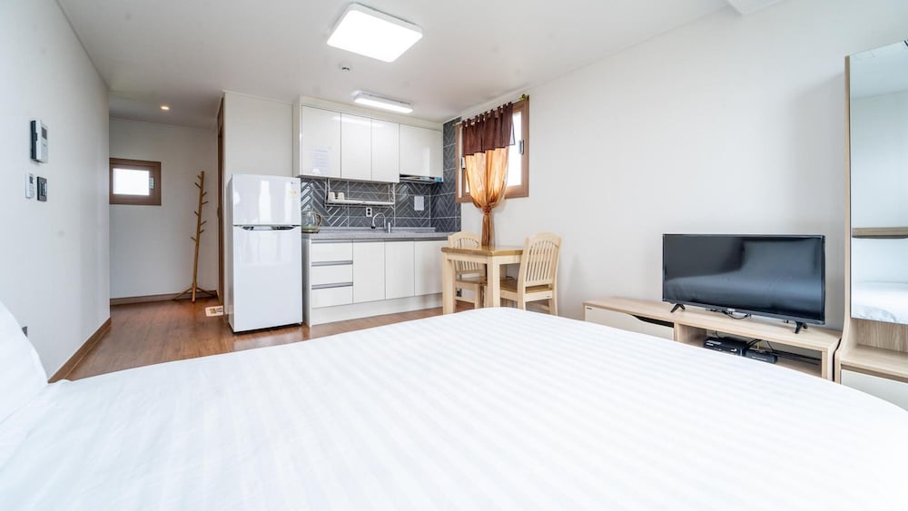Jeju Ondamhouse Pension view 4