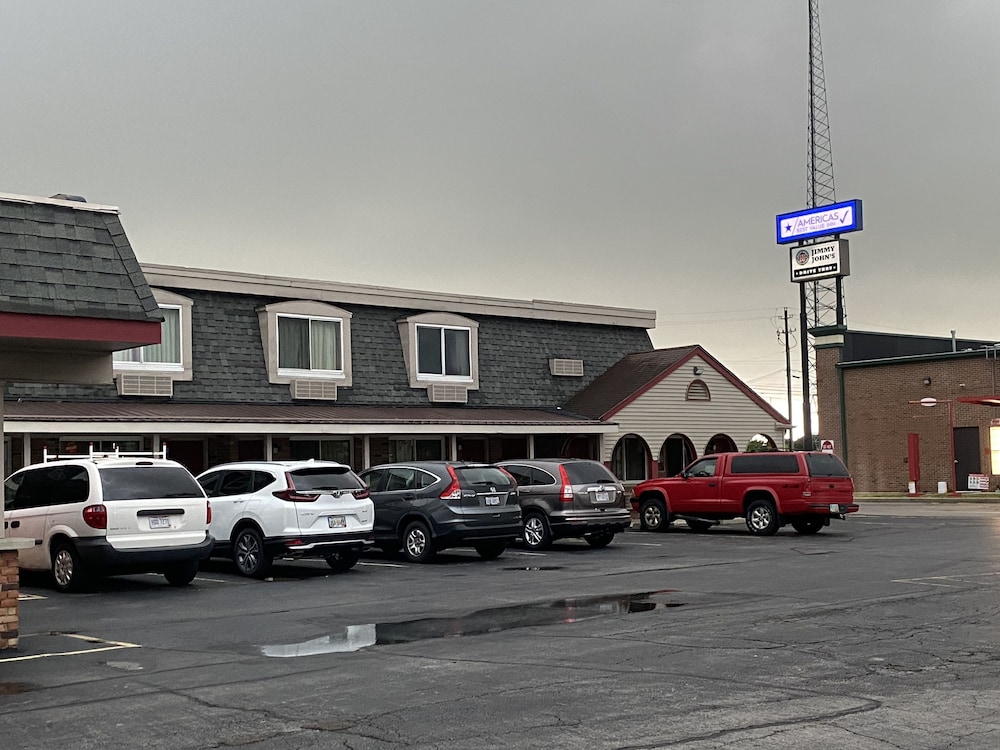 Americas Best Value Inn Marion, OH view 4