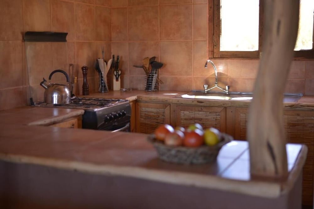 HOSTAL VALLE DE LA LUNA
