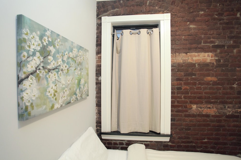 NY063 1 Bedroom Apartment By Senstay