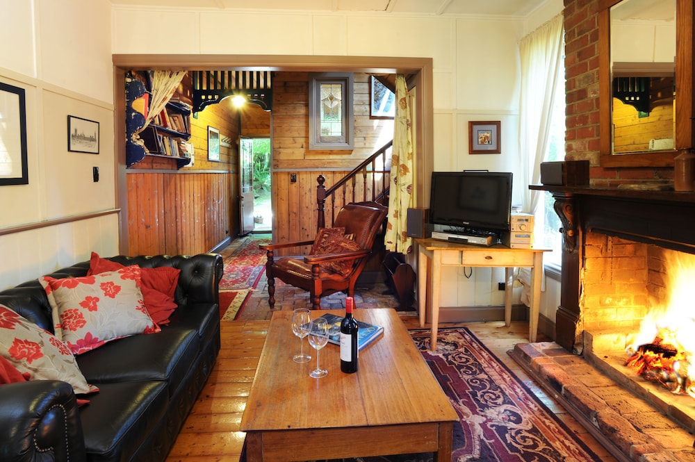 Como Cottages Accommodation