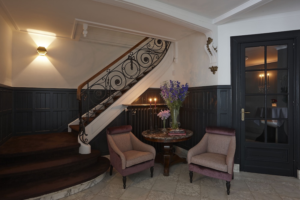 JVR108 Luxury Guesthouse