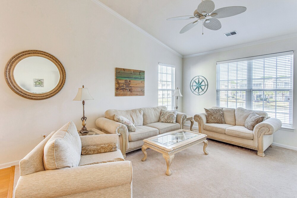 5 Mi to Shore: Condo w/ Patio in Sunset Beach!