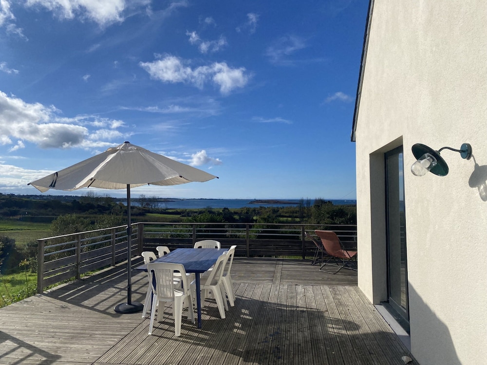 Charming House in Landeda With Sea View