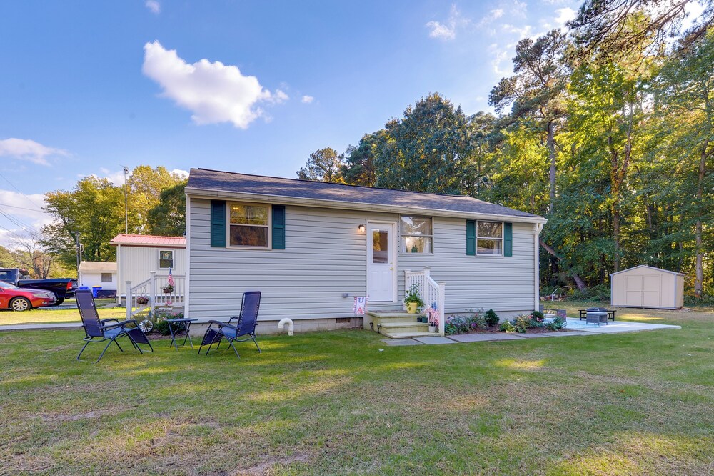 Private Patio + Yard: Cozy Maryland Cottage