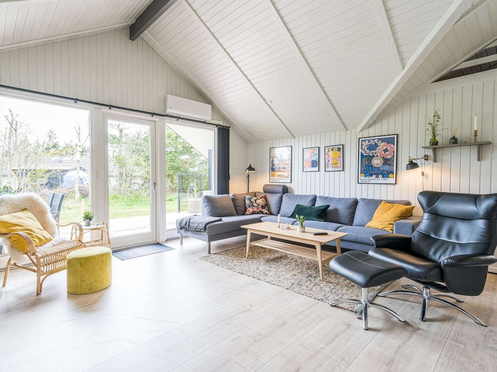6 Person Holiday Home in Blavand view 5