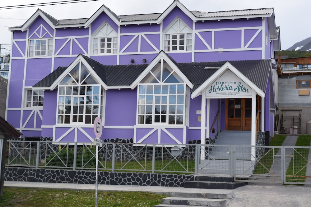 Hotel Hostería Ailén - Image 1