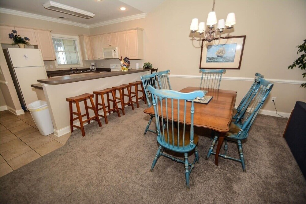 Magnolia Pointe 4878-402 2 Bedroom Condo
