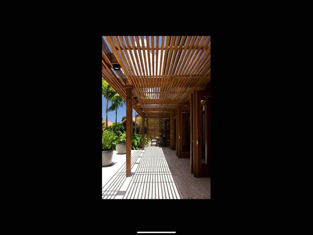 Srvittinivillas Luxury Modern Villa Espaciusbest Location and Service view 4