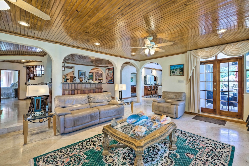 Oceanfront 'majestic Beach House' w/ Gym + Pool! view 2