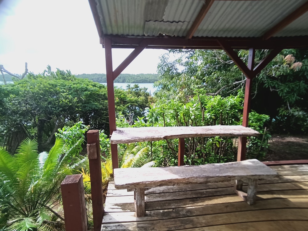 Mahina Lodge