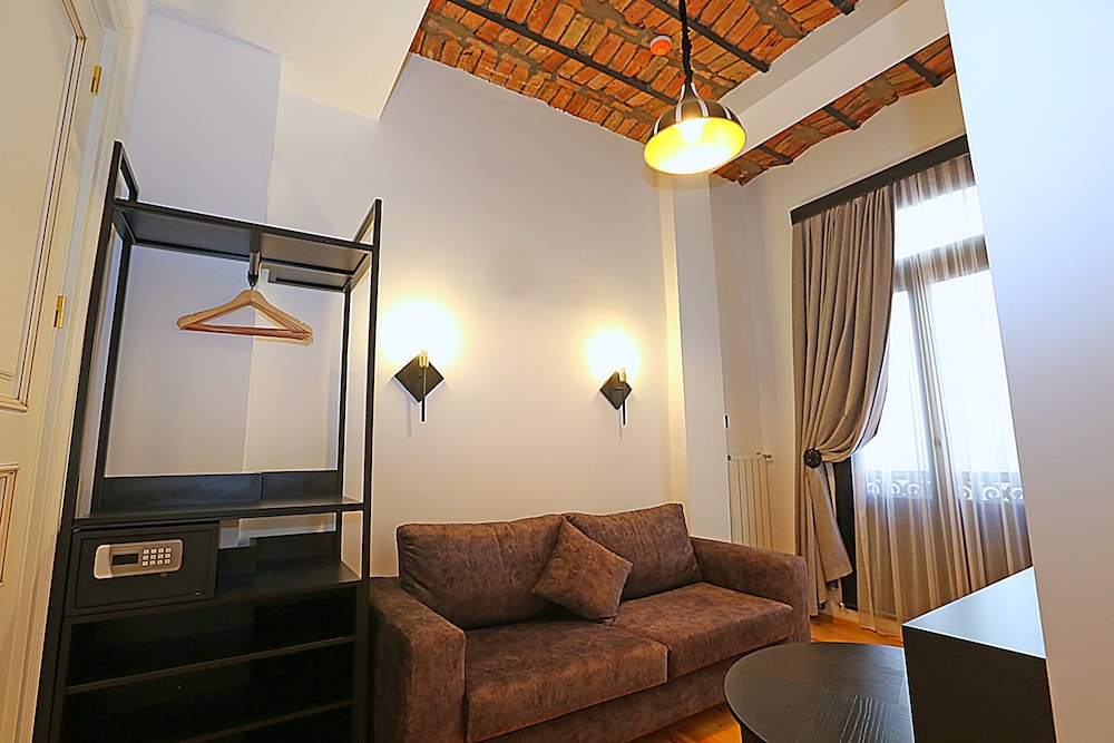 Kamil Bey Süitleri Beyoğlu - Image 42