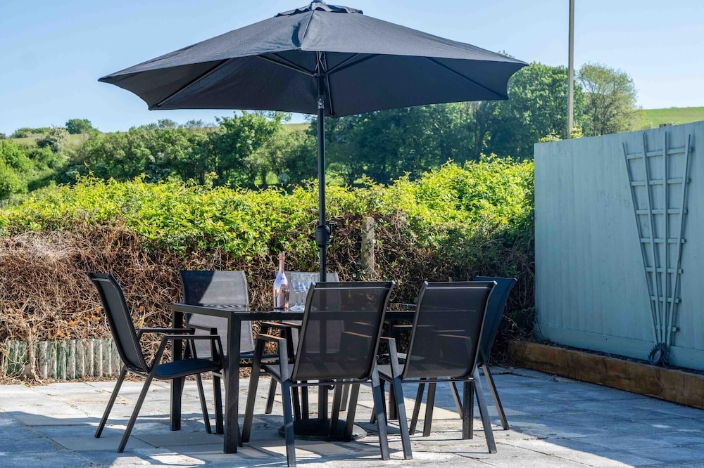 Larkfield - 3 Bedroom Holiday Home - Penally