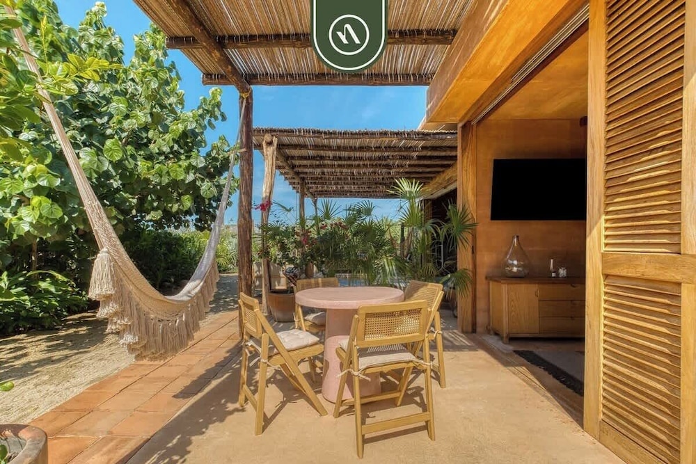 Stunning Two-bedroom Ocean View House - Mazul