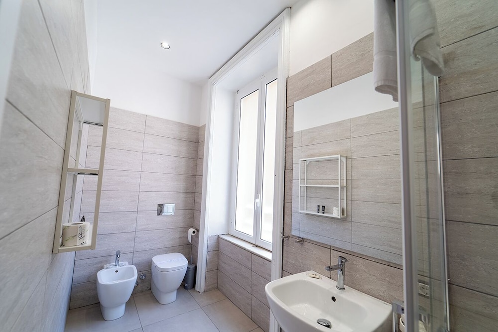 B&B Le 4 Stagioni Dante's Suites by ClaPa Group Dislocated Hospitality