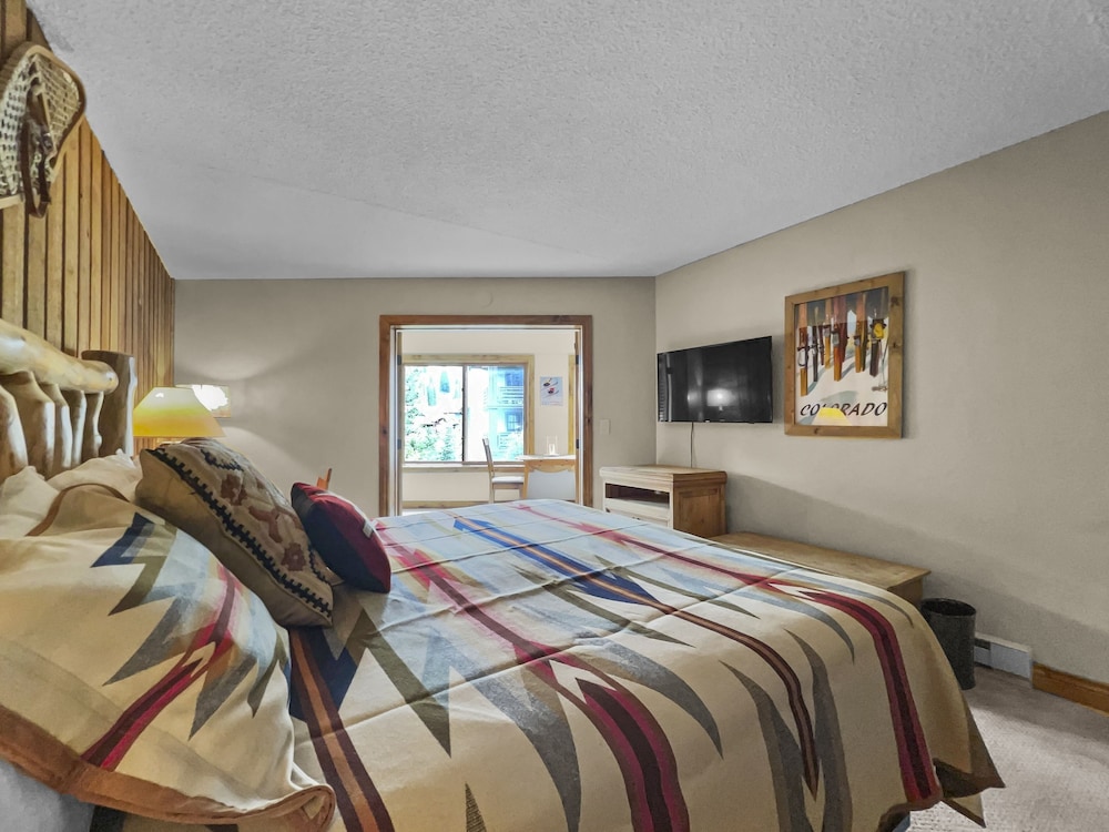 SkyRun Copper Mountain Resort Vacation Lodging
