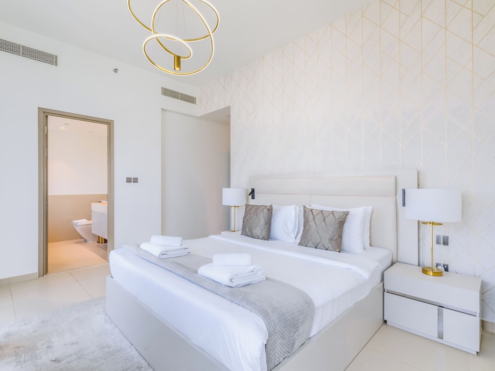 Act One - Act Two - Downtown - Emaar