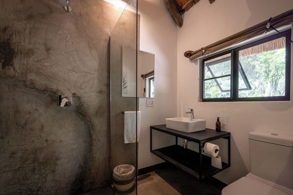 Sunbirds Oasis Lodge