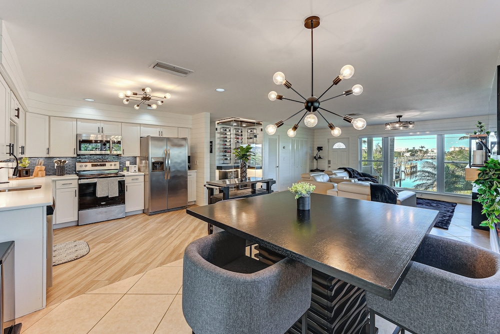 1 Mi to Bonita Beach Park: Chic Canal-front Home!