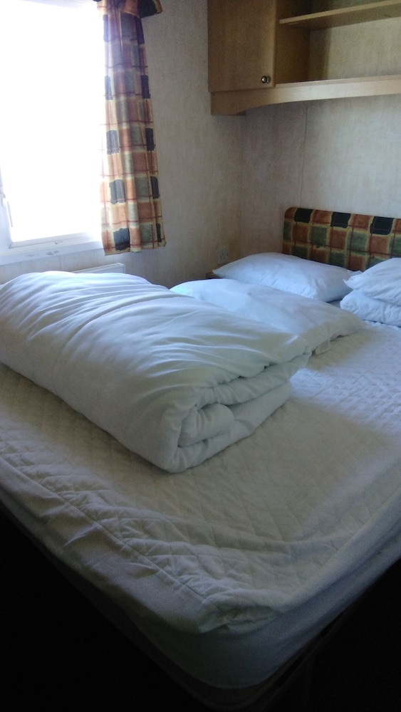 Inviting 3 Bedrooms Caravan gas Central Heating view 3
