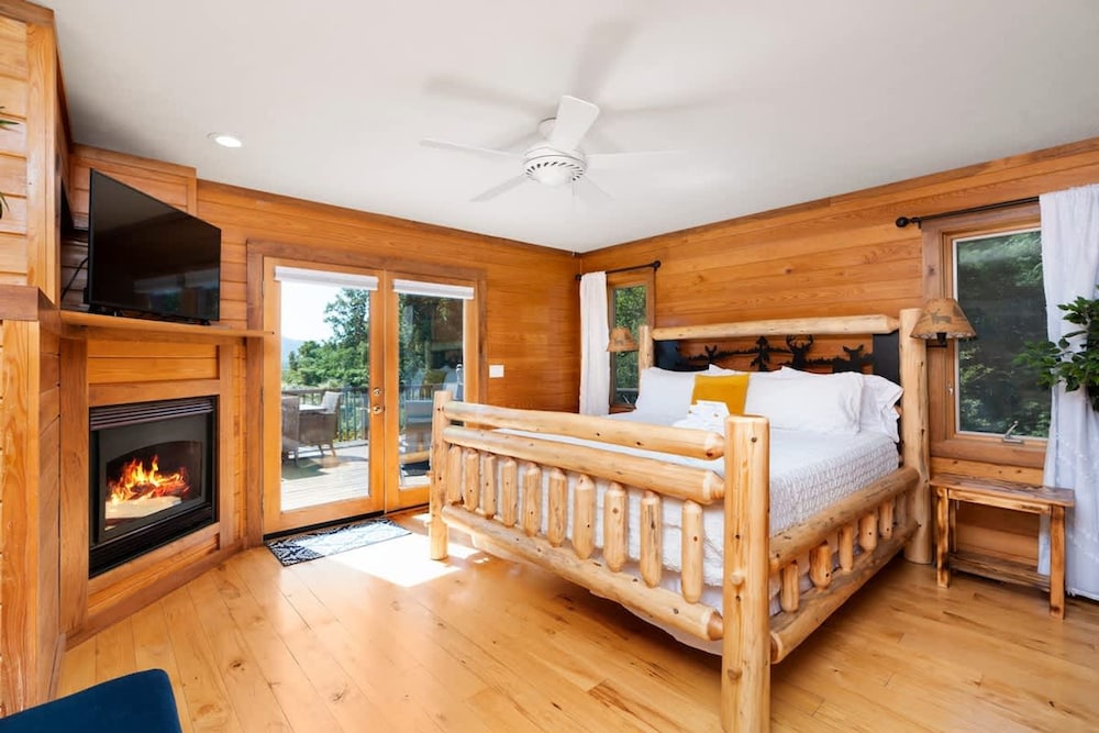 Love Afton Cabin - Family Home