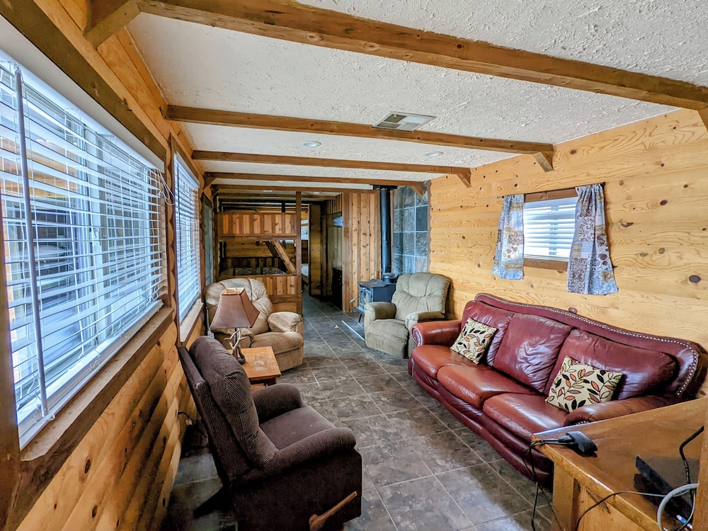 Lakeview Cabin
